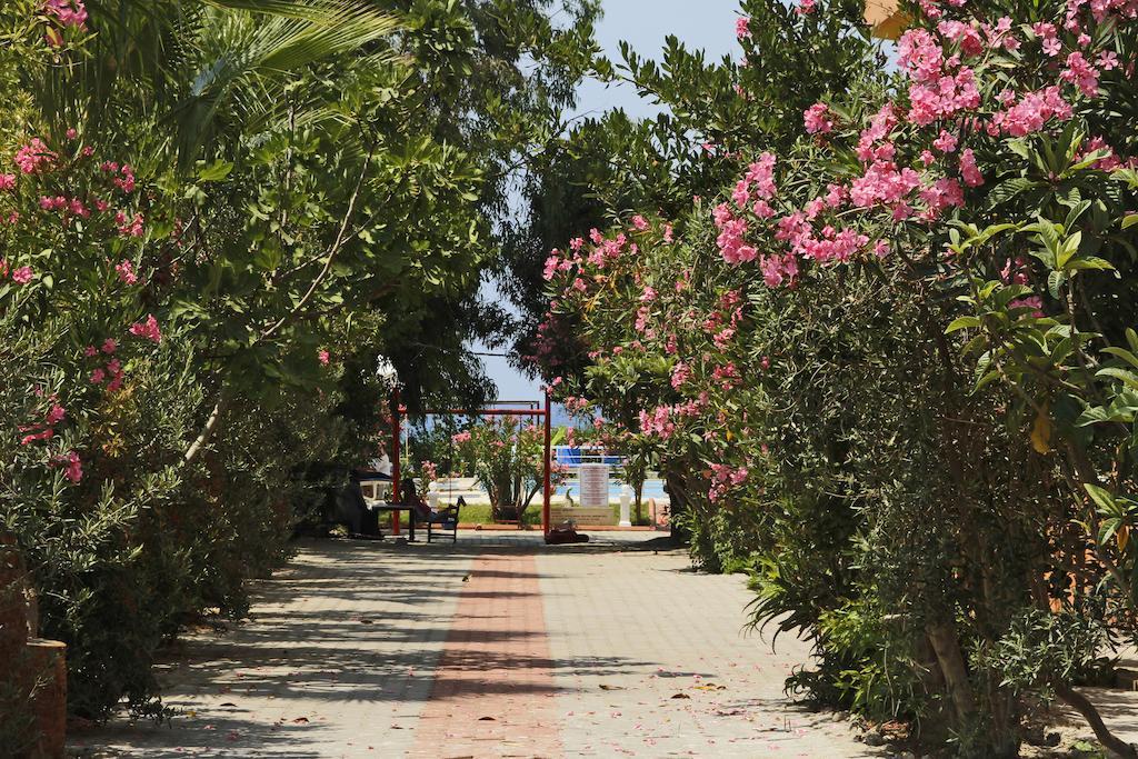 Hotel Grün Kızılot Exterior foto